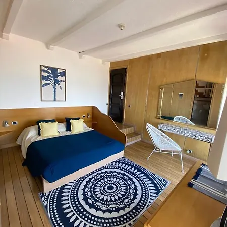 Rita Sea Front View - Parcheggio Gratuito In