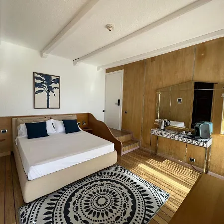 Rita Sea Front View - Parcheggio Gratuito In Sanremo