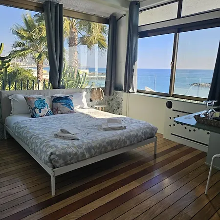 Rita Sea Front View - Parcheggio Gratuito In Sanremo