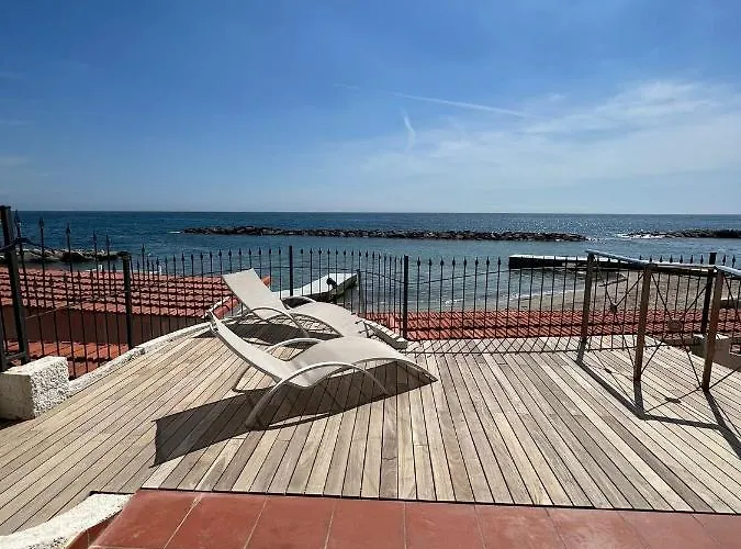 Maison d'hôtes Rita Sea Front View - Parcheggio Gratuito In