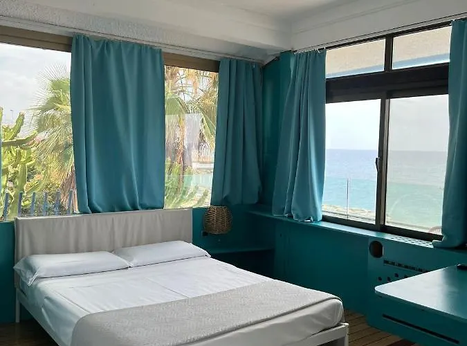 Rita Sea Front View - Parcheggio Gratuito In Гостьовий будинок Санремо