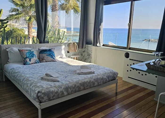 Rita Sea Front View - Parcheggio Gratuito In Санремо